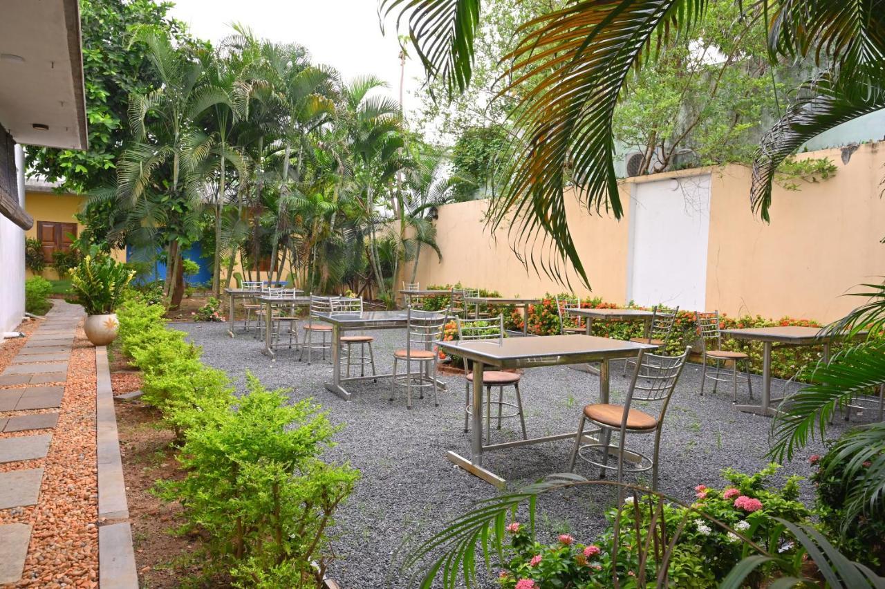 Les Boganveillea Heritage Guest House Auroville Esterno foto