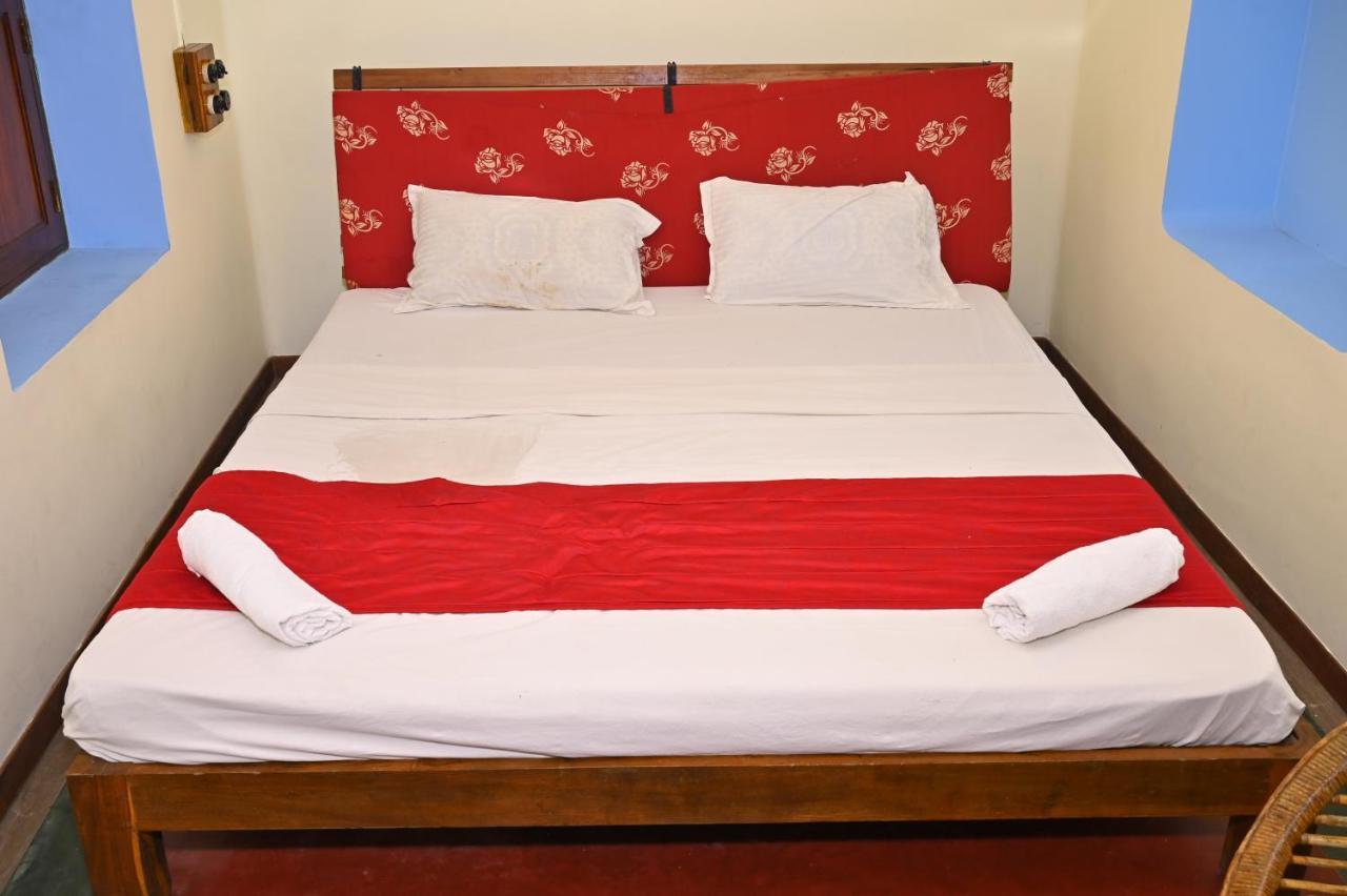Les Boganveillea Heritage Guest House Auroville Esterno foto
