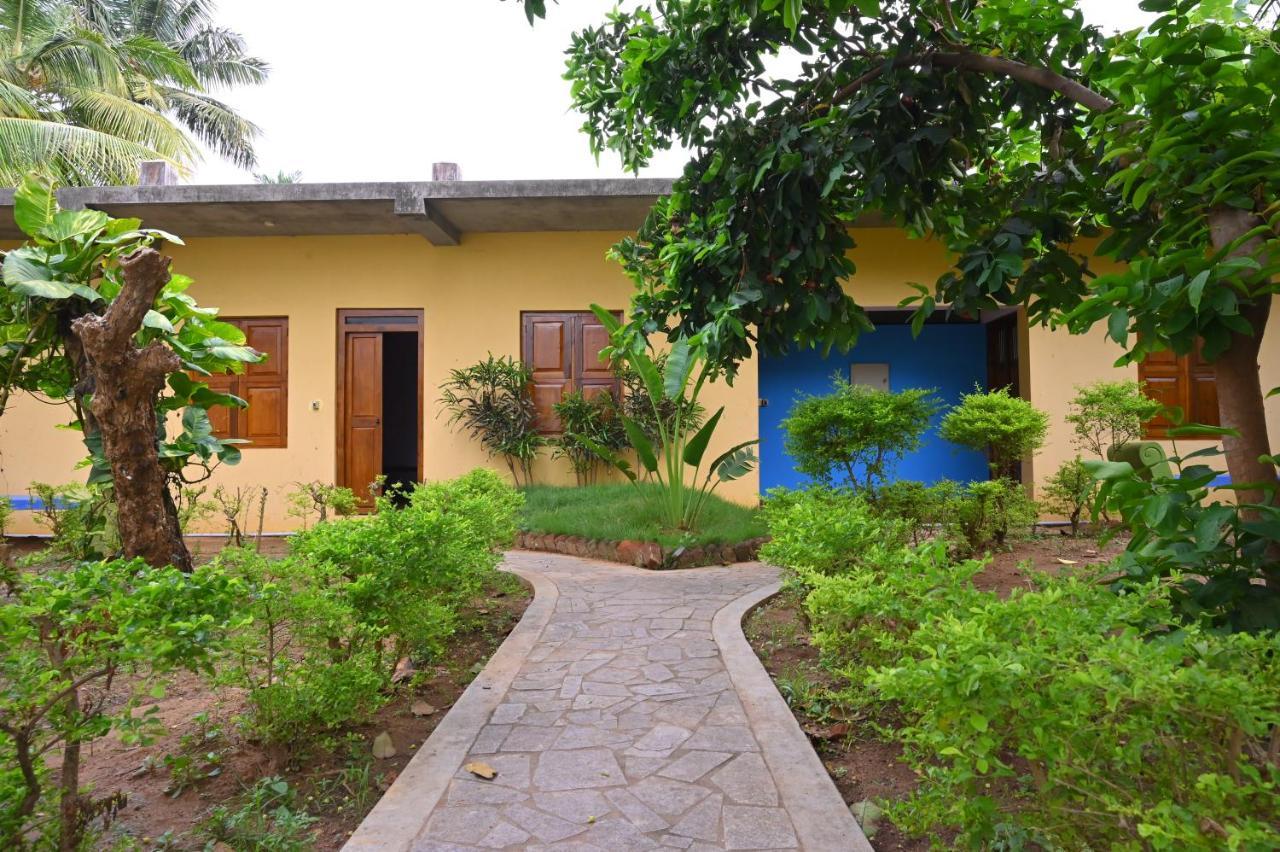 Les Boganveillea Heritage Guest House Auroville Esterno foto