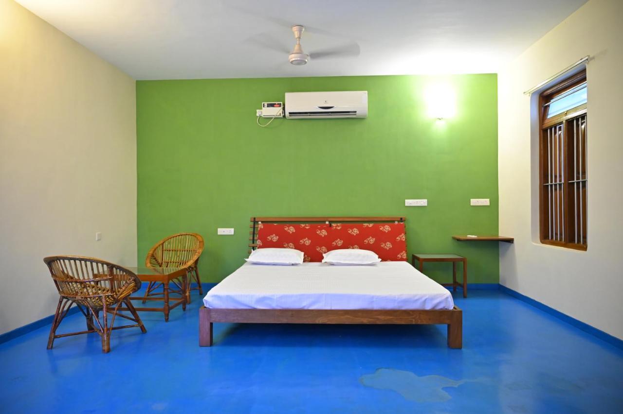Les Boganveillea Heritage Guest House Auroville Esterno foto