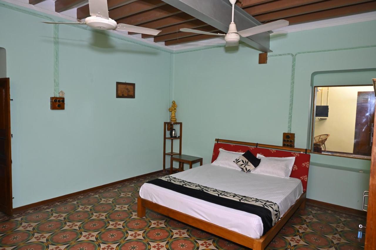 Les Boganveillea Heritage Guest House Auroville Esterno foto