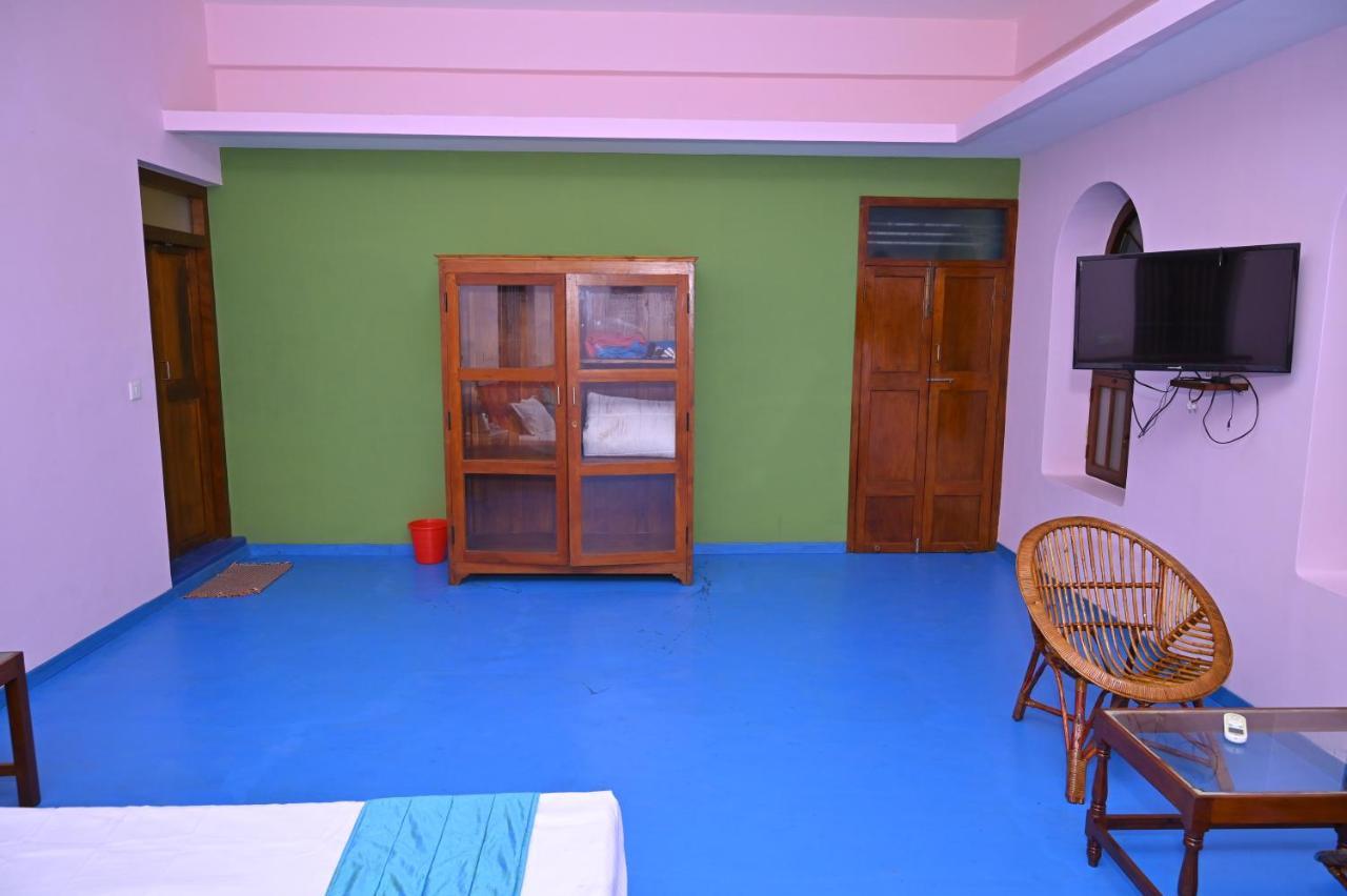 Les Boganveillea Heritage Guest House Auroville Esterno foto