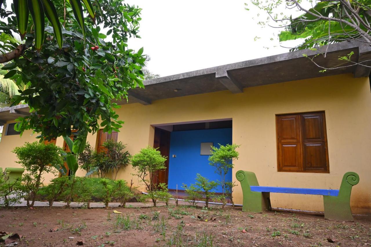 Les Boganveillea Heritage Guest House Auroville Esterno foto