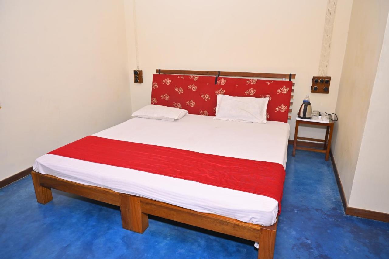 Les Boganveillea Heritage Guest House Auroville Esterno foto