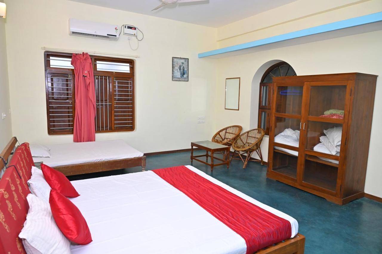 Les Boganveillea Heritage Guest House Auroville Esterno foto