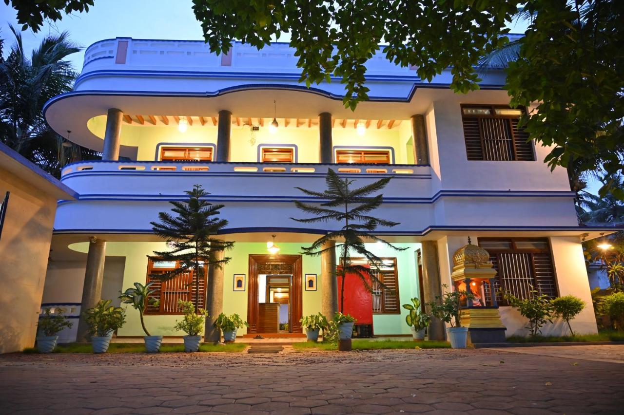 Les Boganveillea Heritage Guest House Auroville Esterno foto